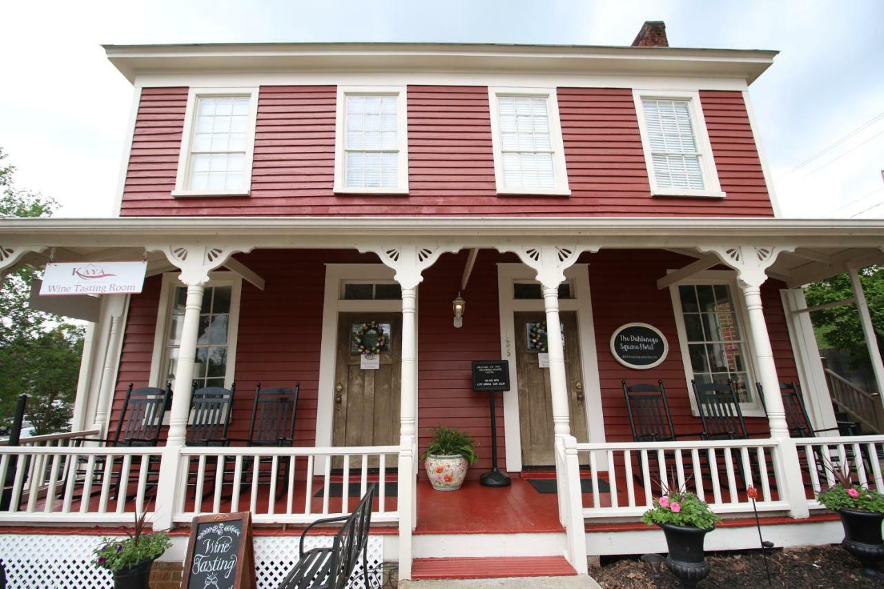 The Dahlonega Square Hotel&Villas Exterior foto